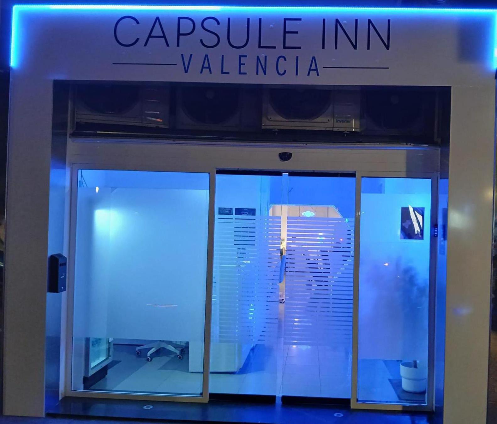 Capsule Inn Valencia Hostel Esterno foto